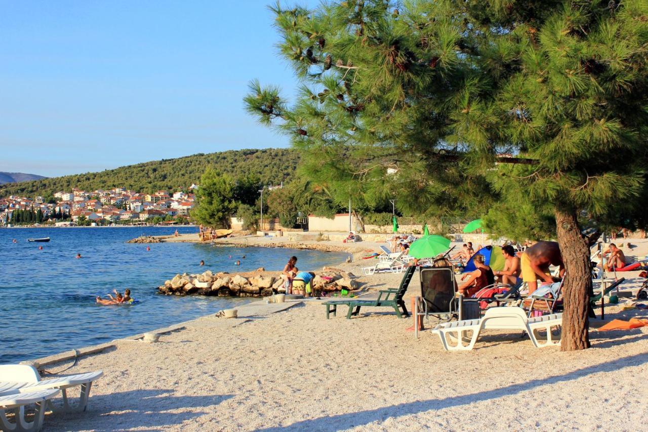 Apartments By The Sea Trogir - 21215 Eksteriør bilde